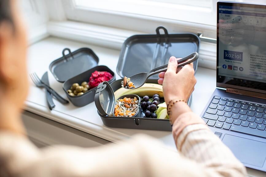 Pascal Ready Organic Posude za ručak s priborom za jelo pješčane Set od 4 dijela