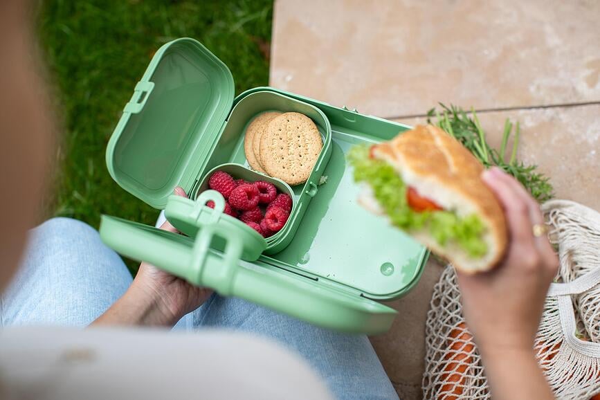 Pascal Ready Organic Posude za ručak s priborom za jelo pješčane Set od 4 dijela