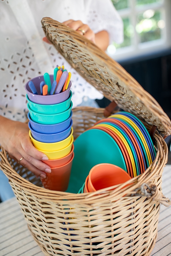 Plato Llano Nora M, amarillo