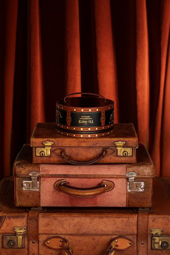 Coffret de thés Kusmi Les voyages extraordinaires, 48 pièces