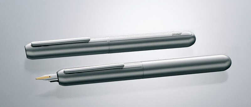 Dialog 03 Stylo Plume, pointe F, blanc laqué