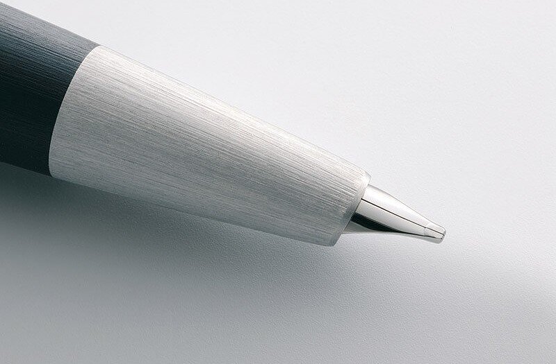 Pluma Estilográfica 2000, acero inoxidable cepillado, plumín F