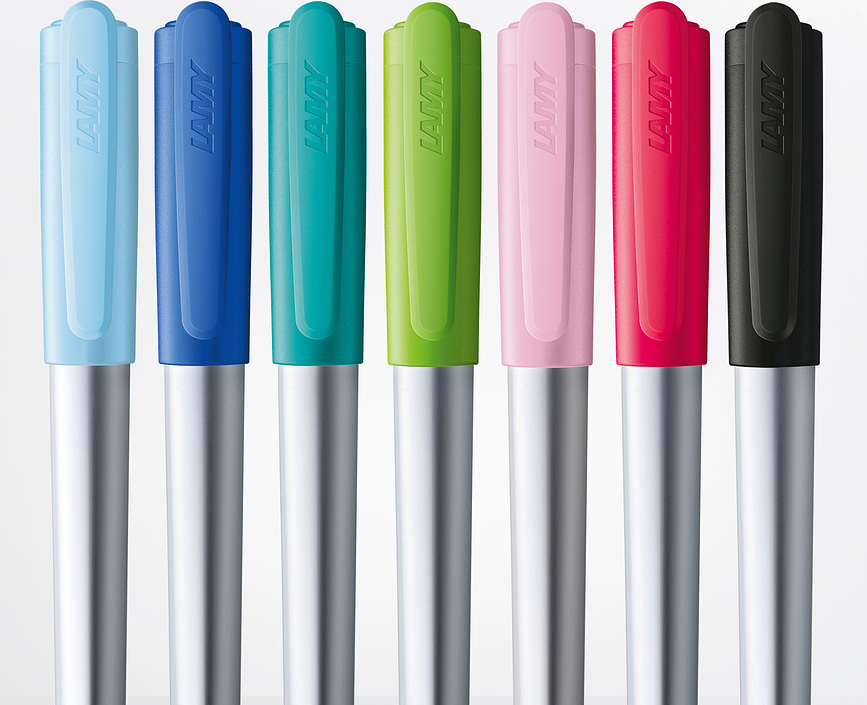 Pluma Estilográfica Lamy Nexx, punta M, azul