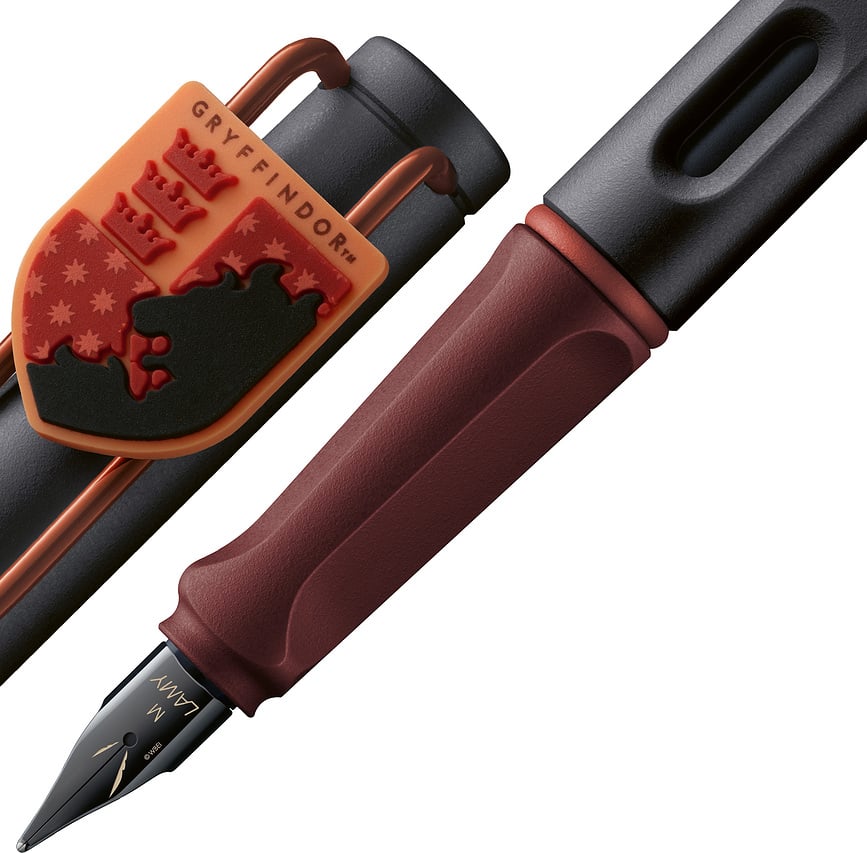 Pluma Estilográfica Safari Harry Potter Gryffindor, punta M, rojo oscuro