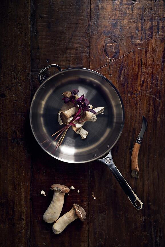 3-ply Plus Ponev z ročajem, 28 cm