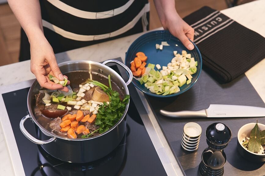 Batería de cocina de triple capa Plus, Set de 4 piezas