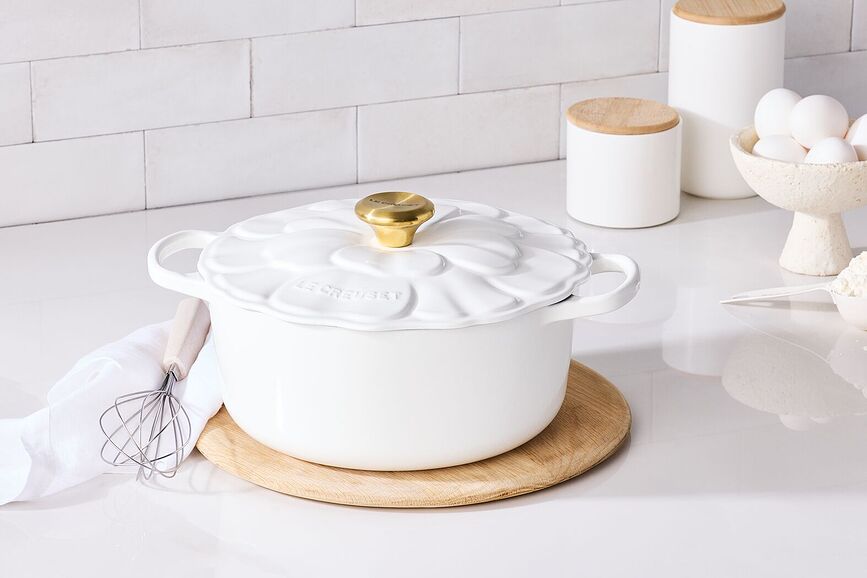 Cocotte Signature Petal 26 cm, blanche