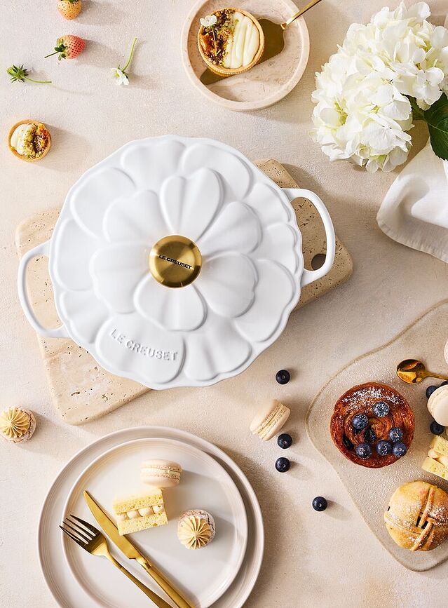 Cocotte Signature Petal 26 cm, blanche