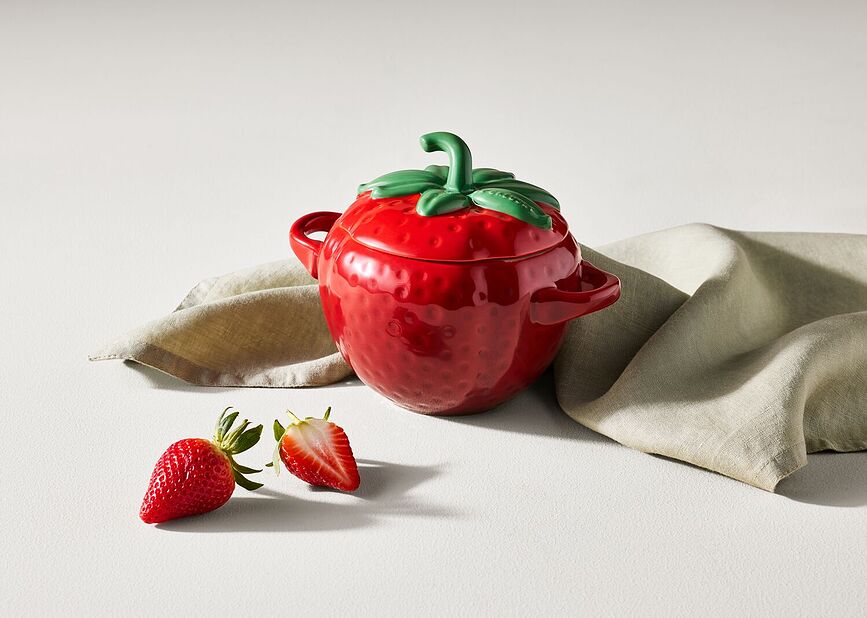 Ємність для запікання та подачі Mini Cocotte полуниця 570 ml