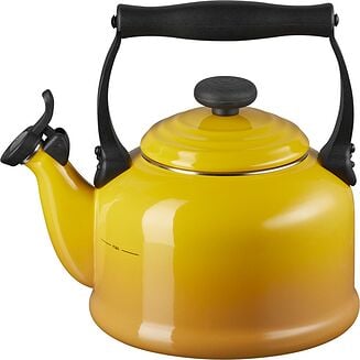 Kanvica Le Creuset 2,1 l slnečno žltá