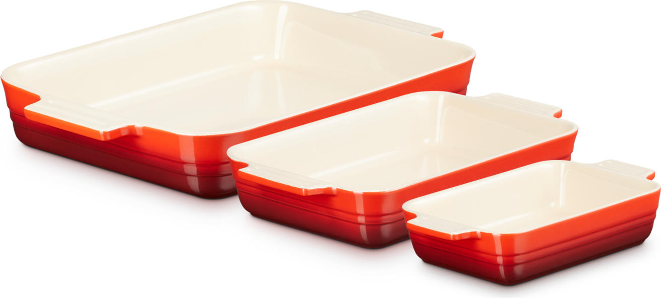 https://3fa-media.com/le-creuset/le-creuset-le-creuset-baking-casts-3-pcs__158395_01c29f9-s2500x2500.jpg