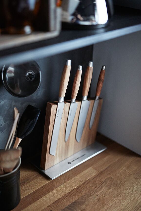 Le Creuset Couteau à Pain 20 cm, manche en bois