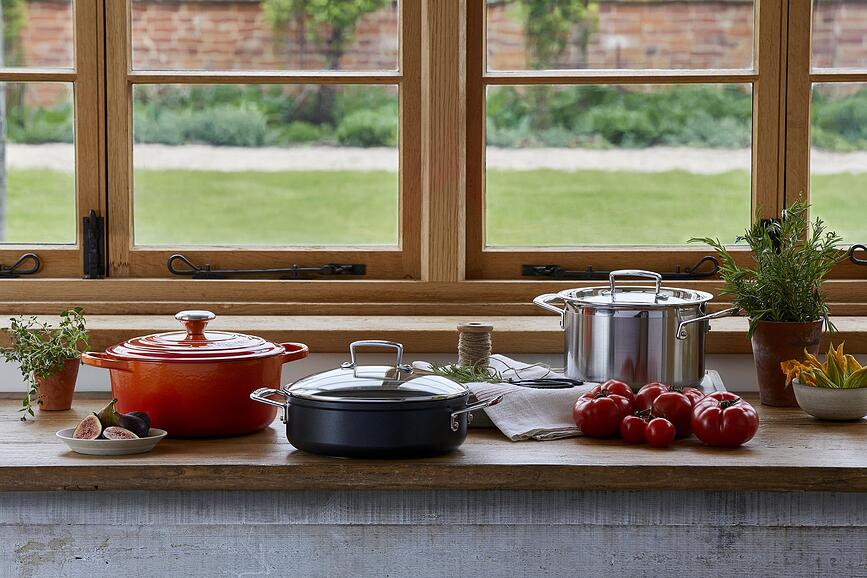 Le Creuset gryde 28 cm aluminium non-stick med håndtag