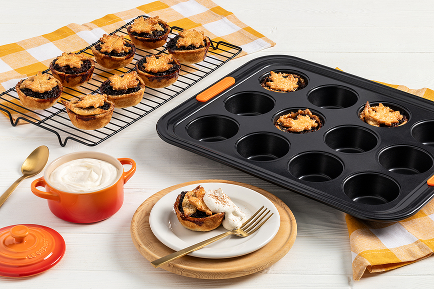 Le Creuset Kalup za Muffine neprijanjajući 30 x 40 cm 12 kom.