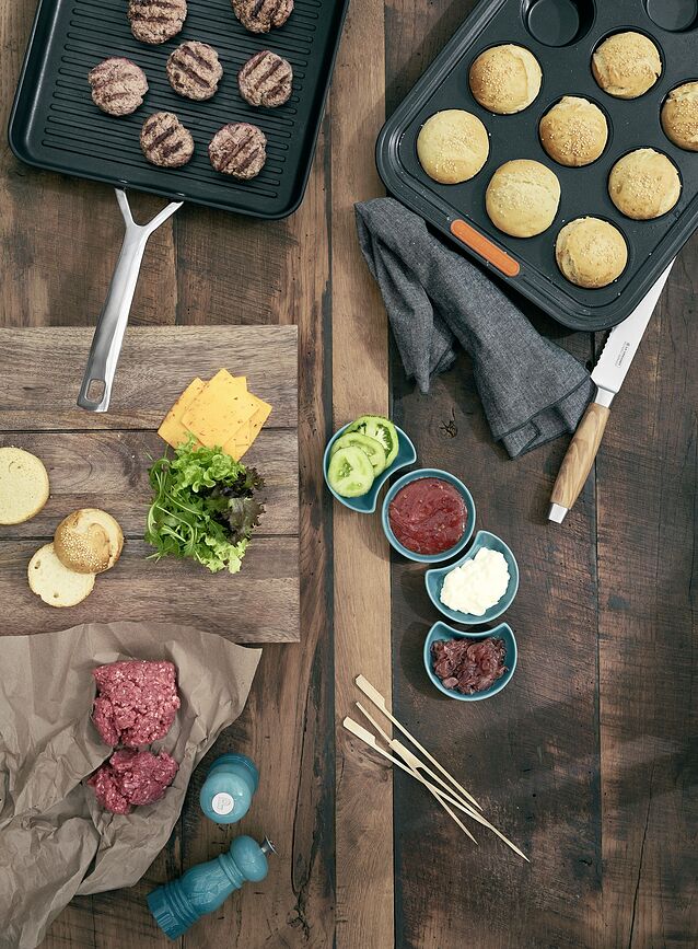 Le Creuset Kalup za muffine s neprianjajućim premazom 12 kom.