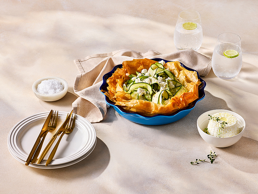 Le Creuset Kalup za kolače 23 cm višnjevi