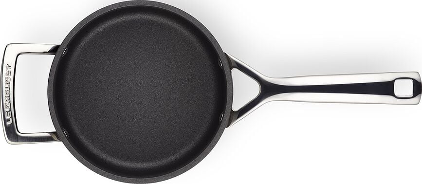 Le Creuset Lonac 16 cm aluminijski neprijanjajući s ručkom