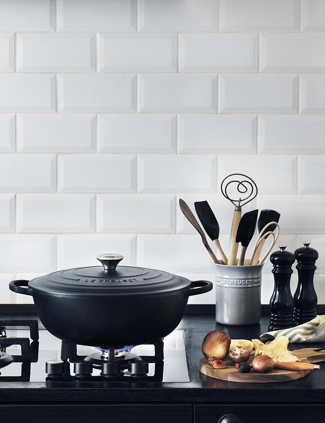 Le Creuset Mlinac za sol 21 cm bež