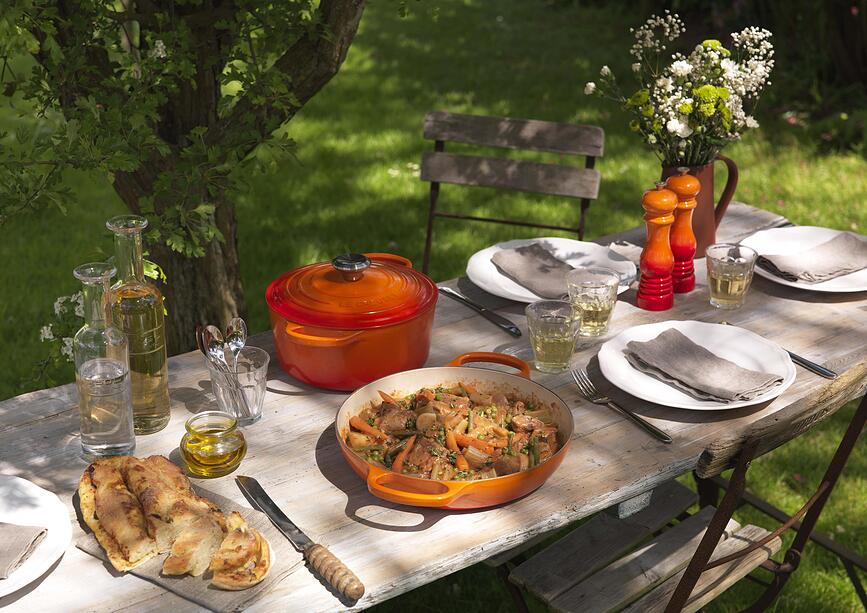 Le Creuset Mlinček za sol, 21 cm, bež