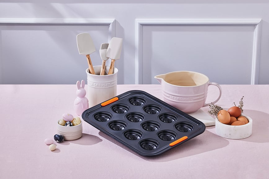 Le Creuset Moule à 12 Muffins, motif œufs de Pâques, antiadhésif