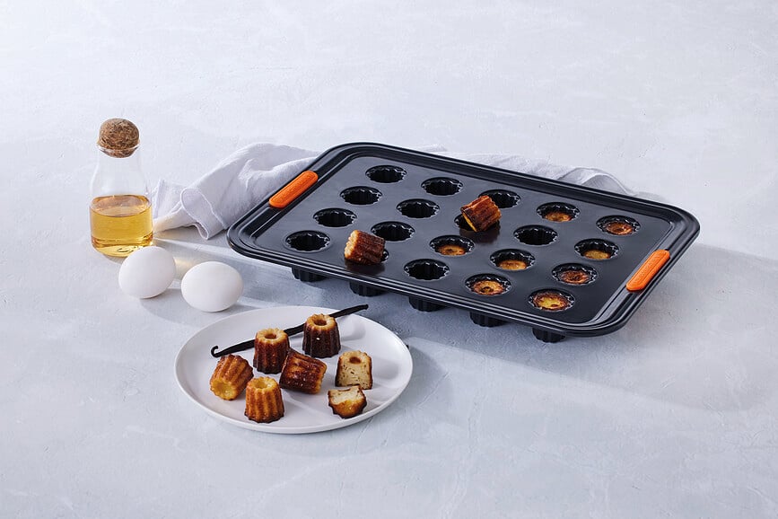 Le Creuset Moule à Cannelés avec revêtement antiadhésif, 38,7 cm