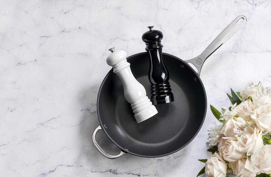 Le Creuset Μύλοι Αλατιού και Πιπεριού, 21 cm, μαύρο/λευκό, 2 τμχ