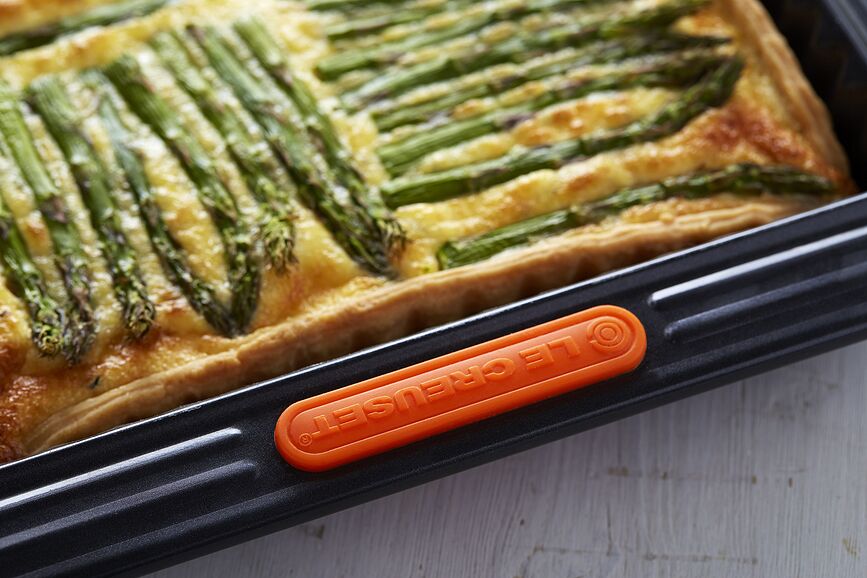 Le Creuset Pekač kvadratni, z neprijemljivim premazom, 23 cm