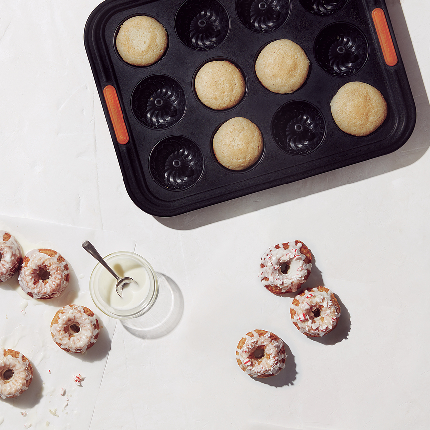 Le Creuset Pekač za 12 mini mafinov, 30 x 40 cm