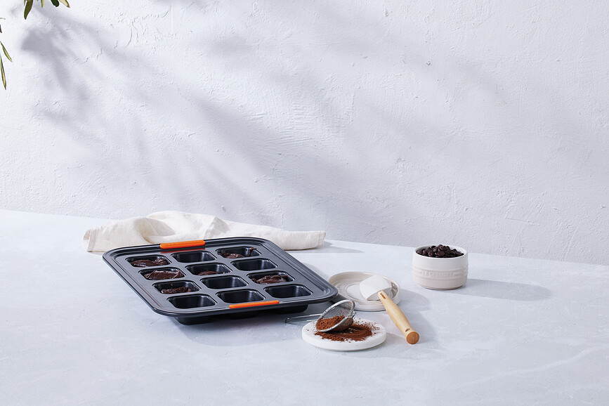 Le Creuset Pekač za brownie, z neprijemljivim premazom