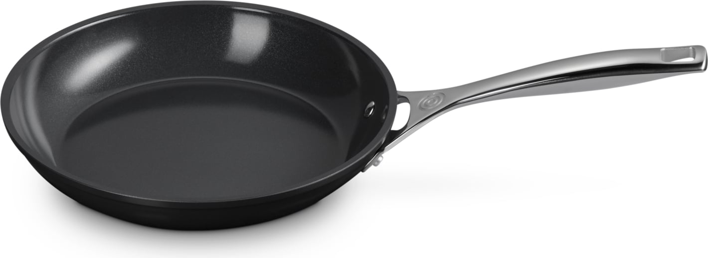 Le Creuset Pfanne 24 cm flach mit Keramikbeschichtung