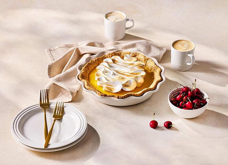 Le Creuset Φόρμα για Κέικ, 23 εκ., κερασί