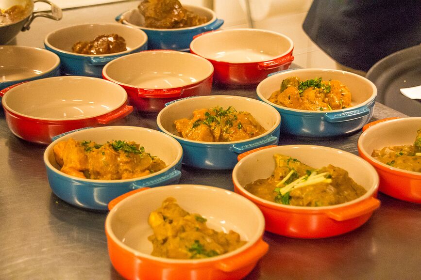 Le Creuset Πιατέλα για σνακ, 14 εκ., κερασί