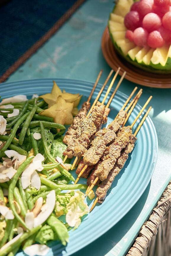 Le Creuset Pladanj ovalni 46 cm svijetlosivi