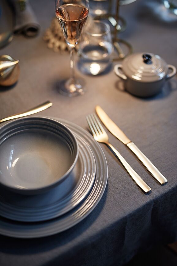 Le Creuset Tanjur 27 cm tamnozeleni