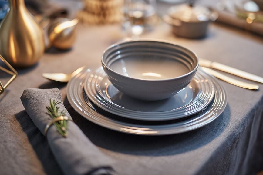 Le Creuset Tanjur 27 cm tamnozeleni