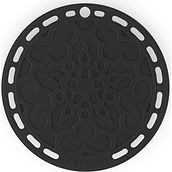 Le Creuset Untersetzer für heißes Geschirr 20 cm mit Muster schwarz
