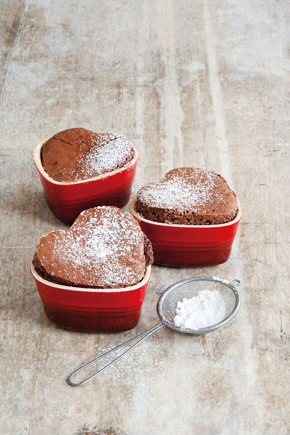 Molde Le Creuset en forma de corazón, rojo cereza