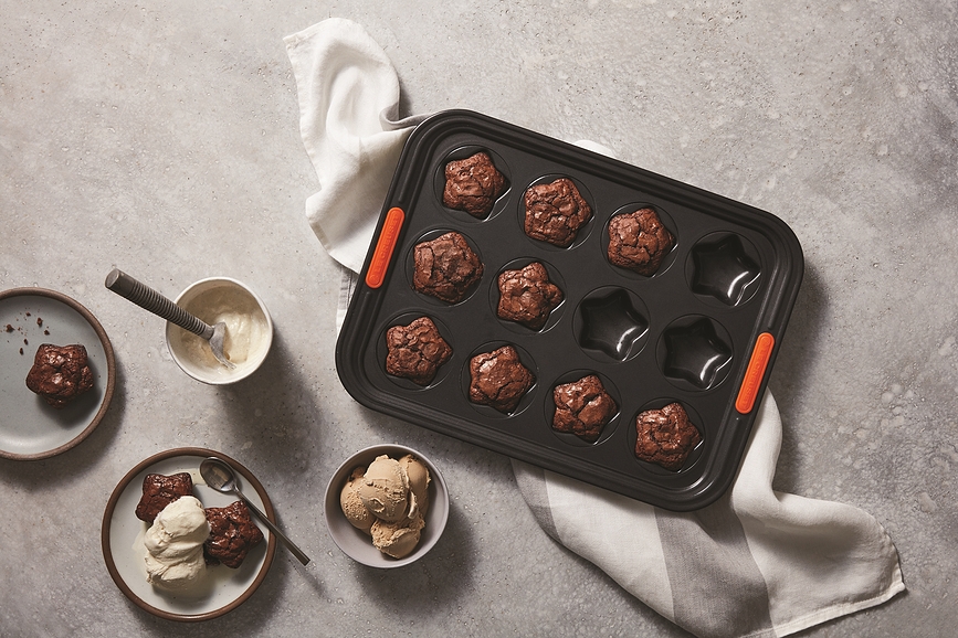 Molde para Magdalenas antiadherente Le Creuset, diseño de estrellas