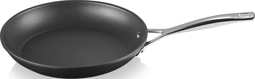 Пательня Le Creuset мілка, алюмінієва, з антипригарним покриттям