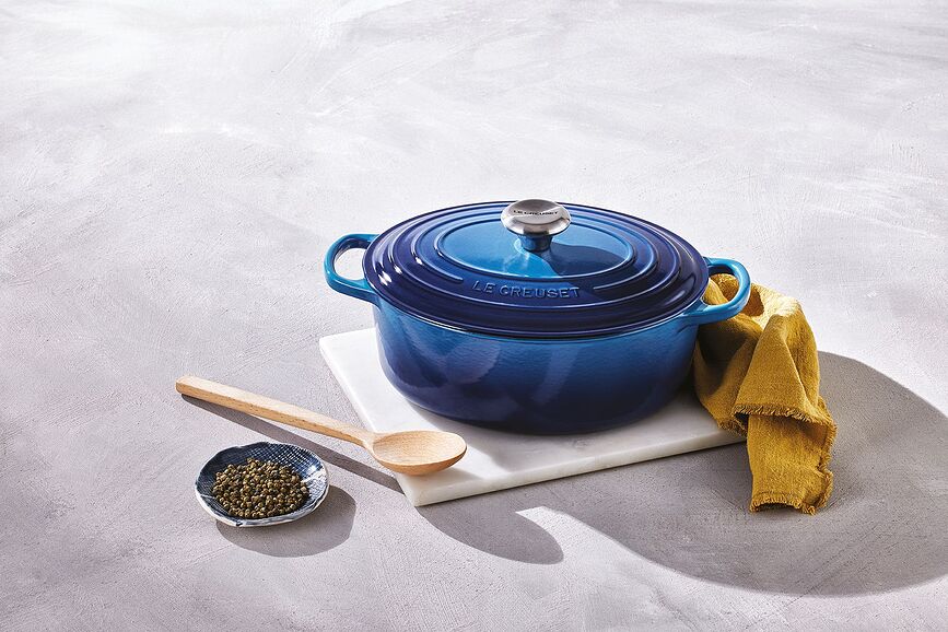 Signature Cocotte ovale, 27 cm, noire