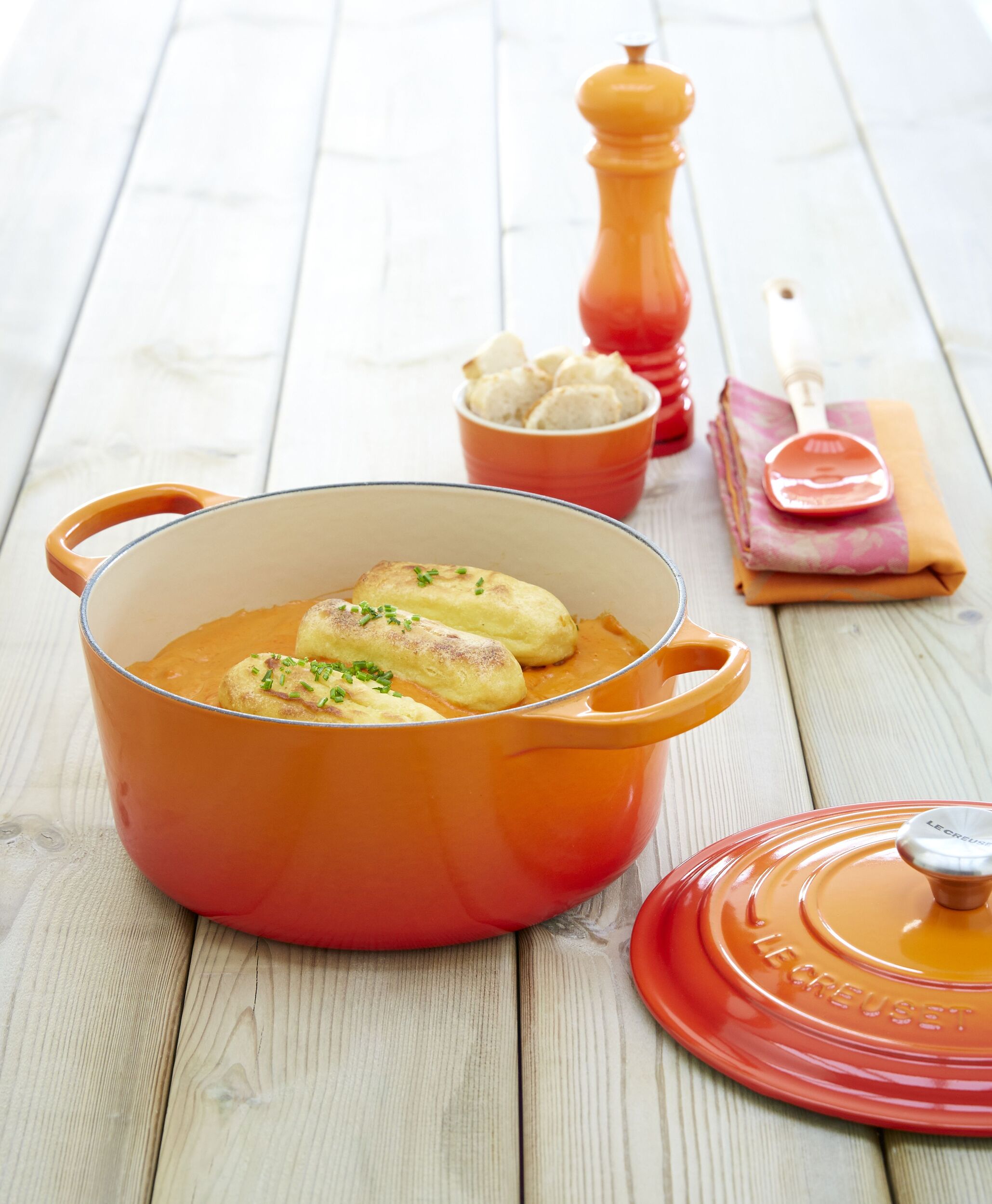 Le Creuset Cast Iron Frying Pan, 20 cm - Volcanic