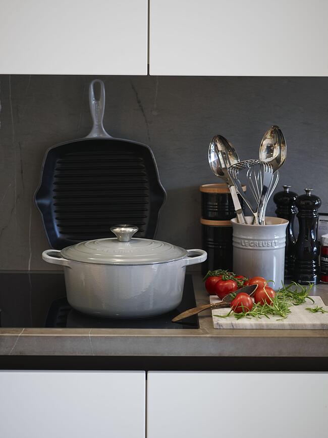 Signature Pekač 24 cm svijetlo plavi