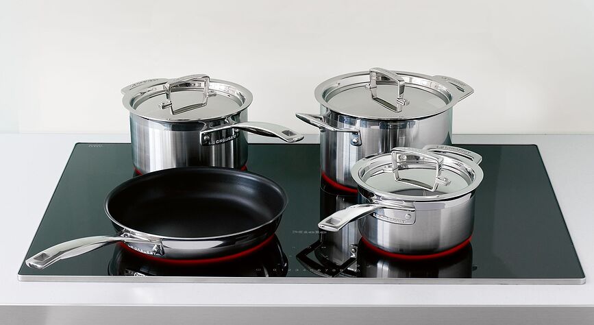 Tava 3-slojna s neprianjajućim premazom 20 cm