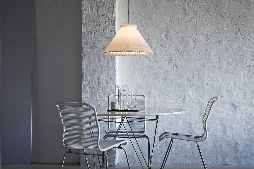 Lampa wisząca Colour Pleats 27 cm biała z papierowym kloszem
