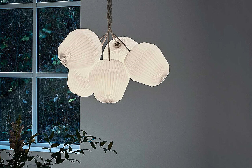 Lampa wisząca The Bouquet XL z 7 papierowymi kloszami
