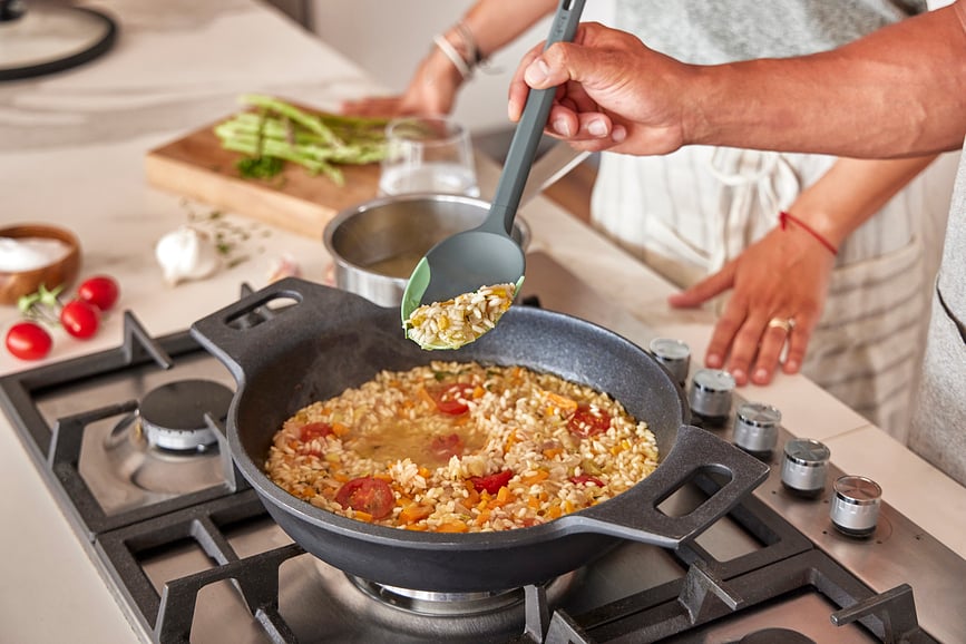 Cuchara de servir antiarañazos, verde oscuro