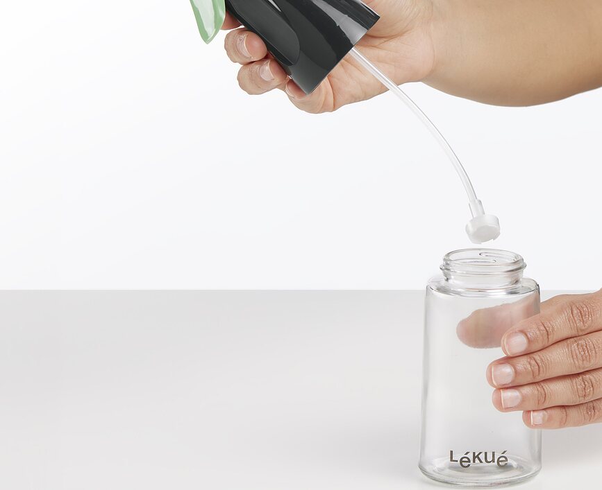 Doseur d'huile avec atomiseur Lekue 150 ml