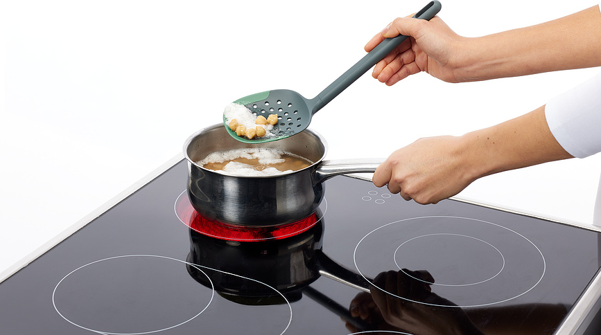 Espumadera antiadherente, verde oscuro