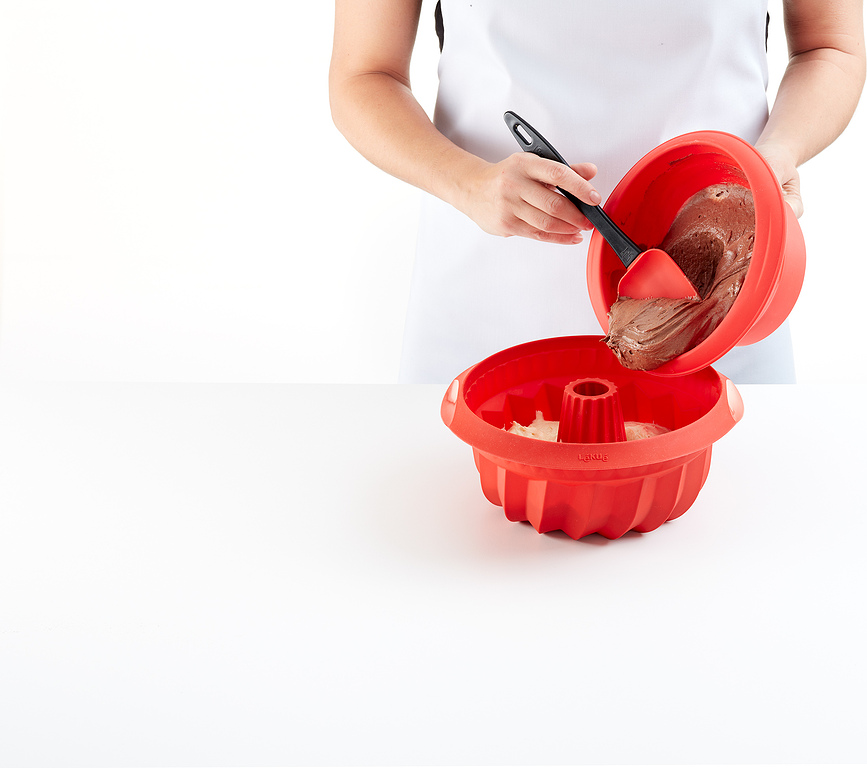 Lekue Kalup za Kuglof 22 cm crveni silikonski