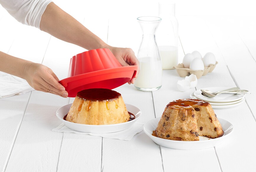 Lekue Moule à Gâteau et Pudding, avec assiette en céramique